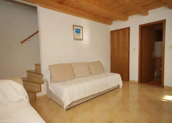 Vis 2435b Apartament